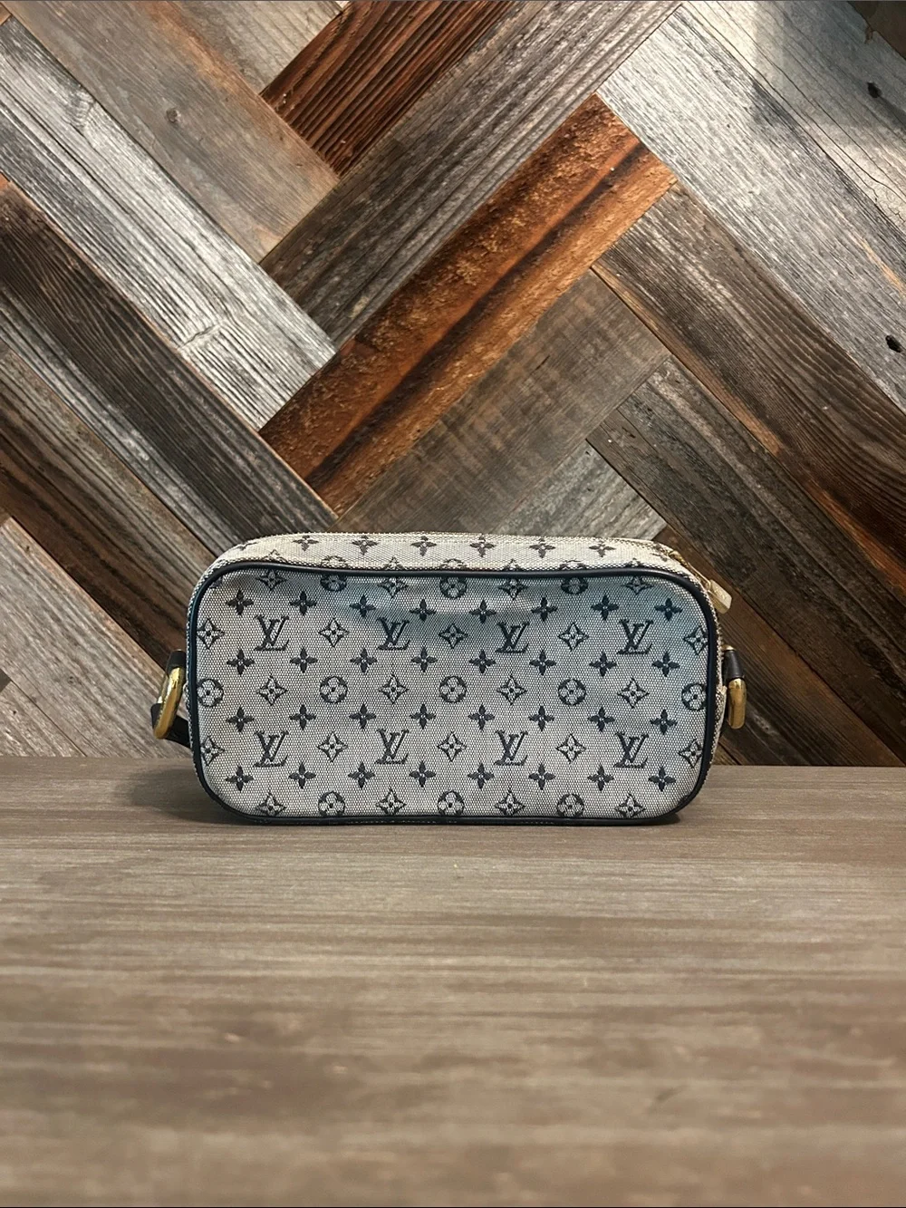 Louis Vuitton Monogram Mini Lin Juliette Bag